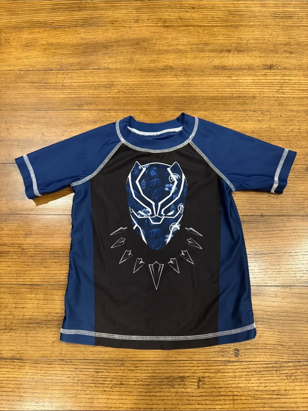 ☀️3 for $10☀️ Black Panther Rashguard
